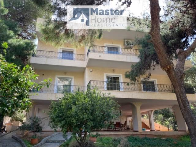 (For Sale) Residential Floor Apartment || East Attica/Saronida - 187 Sq.m, 3 Bedrooms, 650.000€ 