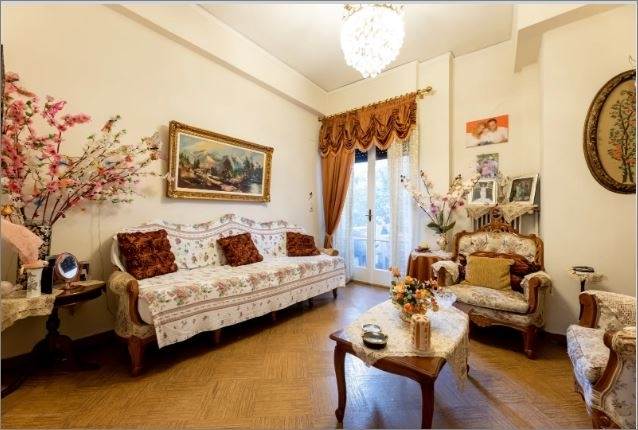 (For Sale) Residential Apartment || Athens Center/Vyronas - 75 Sq.m, 2 Bedrooms, 123.000€ 