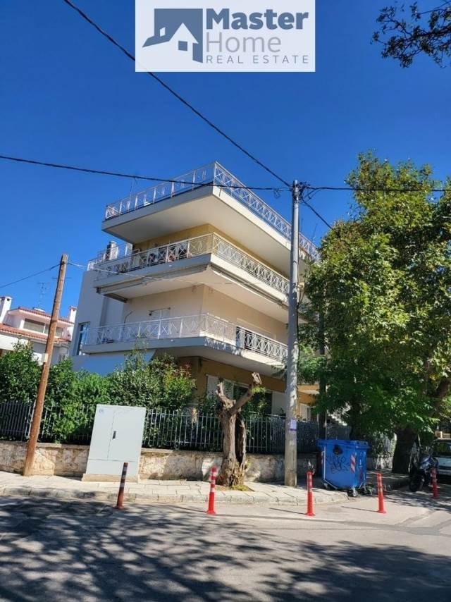 (For Sale) Residential Building || Athens North/Kifissia - 744 Sq.m, 11 Bedrooms, 4.000.000€ 