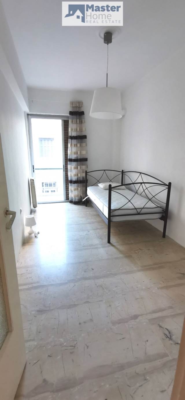 (For Sale) Residential Apartment || Athens Center/Athens - 65 Sq.m, 2 Bedrooms, 80.000€ 