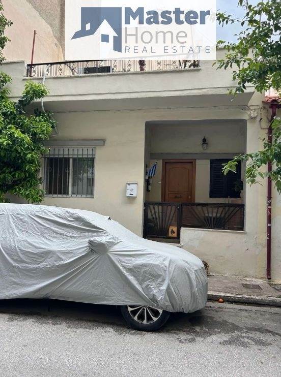 (For Sale) Residential Detached house || Piraias/Agios Ioannis Renti - 117 Sq.m, 3 Bedrooms, 135.000€ 