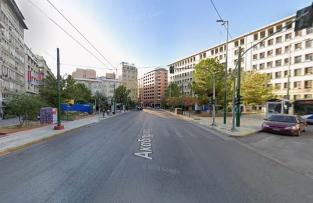 (For Sale) Commercial Office || Athens Center/Athens - 670 Sq.m, 1.170.000€ 