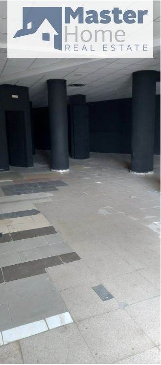 (For Sale) Commercial Retail Shop || Piraias/Piraeus - 330 Sq.m, 580.000€ 