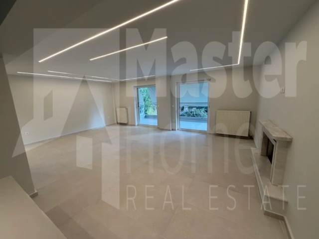 (For Sale) Residential Floor Apartment || Athens South/Glyfada - 123 Sq.m, 3 Bedrooms, 670.000€ 