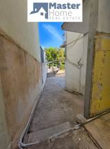 slide1 thumbnail